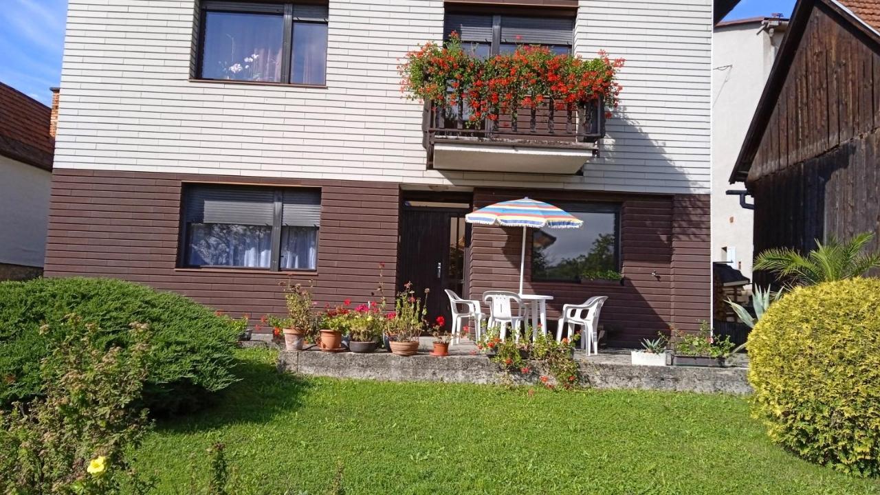 Apartman 6 Km Od Centra Banskej Bystrice Μπάνσκα Μπίστριτσα Εξωτερικό φωτογραφία